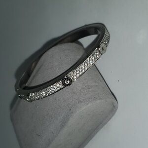 Henri Bendel Divine SILVER Swarovski Crystal Bangle Bracelet PETITE
